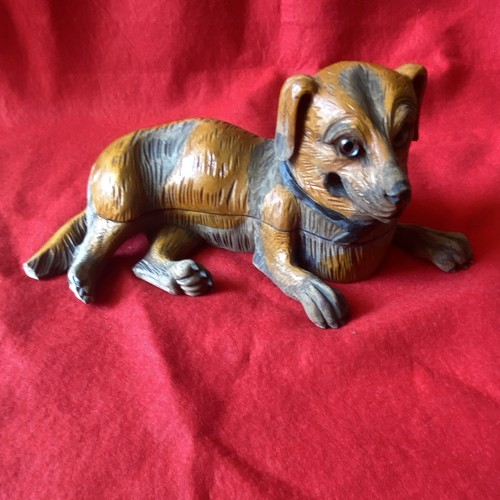 Calamo chien sdraiato - , legno