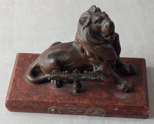 Ancien encrier lion de - lion,